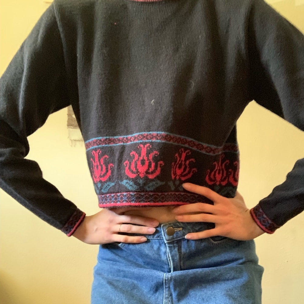Cropped mock-turtle vintage wool sweater